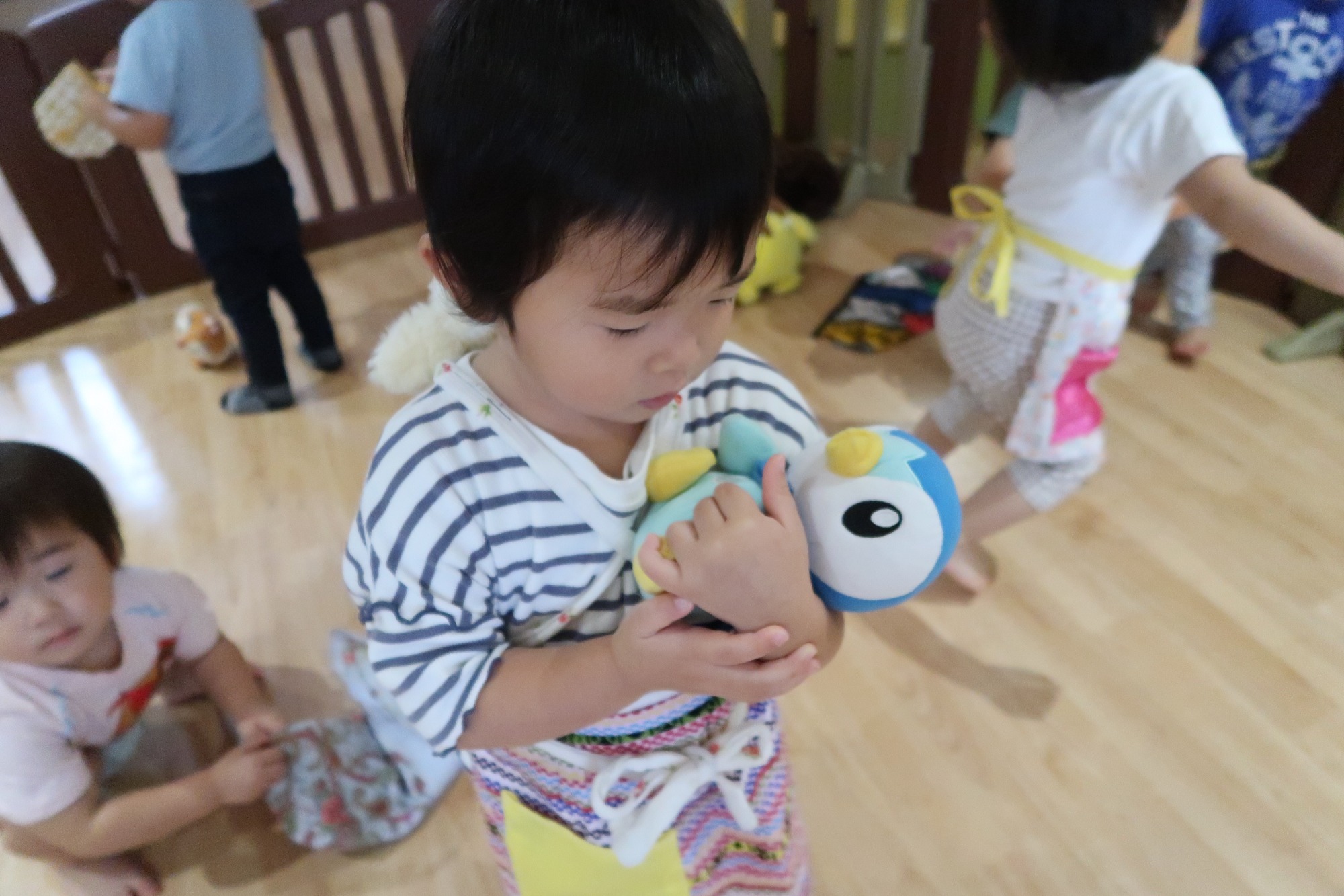 保育園の畑で収穫したさつま芋です。 かぼちゃみたいだね。